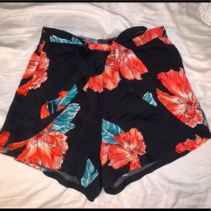 LF Flower Print Tie Flowy Shorts